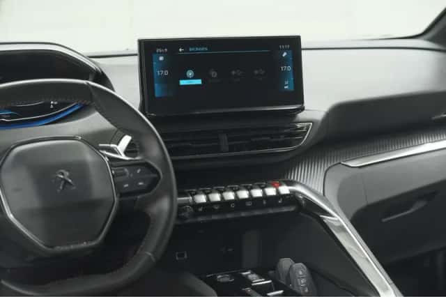 Peugeot 5008 (2023) thumbnail 50