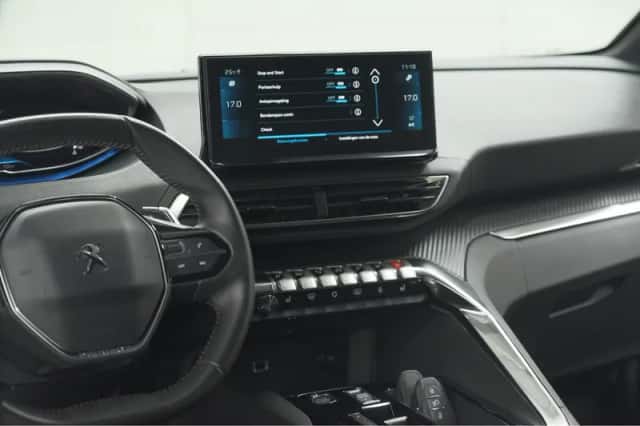Peugeot 5008 (2023) thumbnail 55