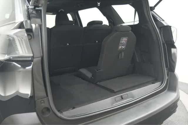Peugeot 5008 (2023) thumbnail 63