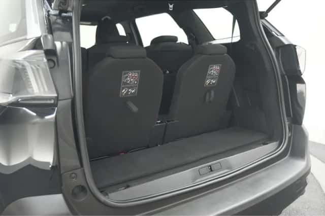 Peugeot 5008 (2023) thumbnail 64