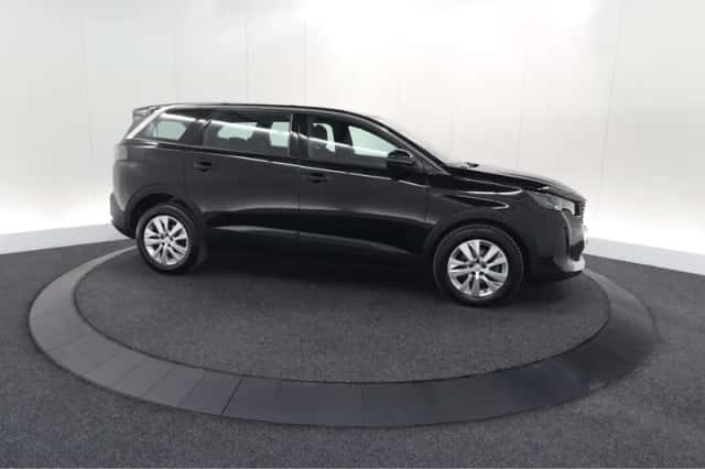 Peugeot 5008 (2023) thumbnail 8