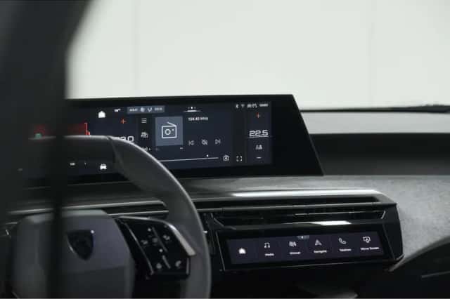 Peugeot 5008 (2025) thumbnail 43