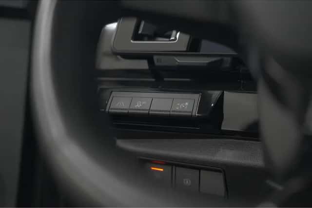 Renault Austral (2024) thumbnail 44