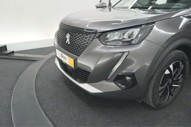 Peugeot 2008 (2021) thumbnail 14