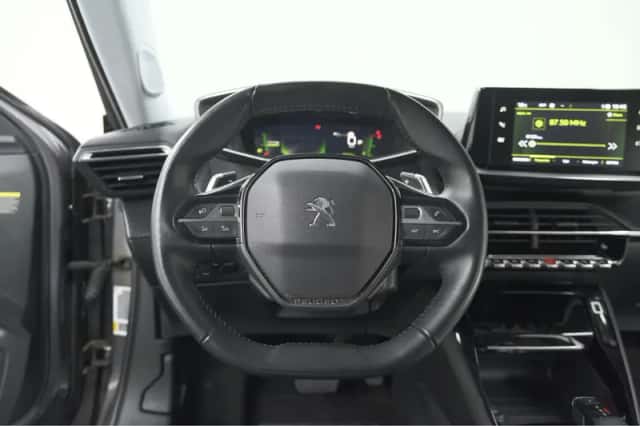 Peugeot 2008 (2021) thumbnail 29