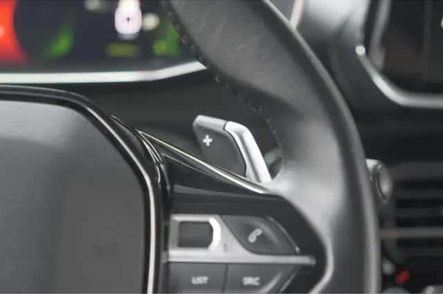 Peugeot 2008 (2021) thumbnail 33