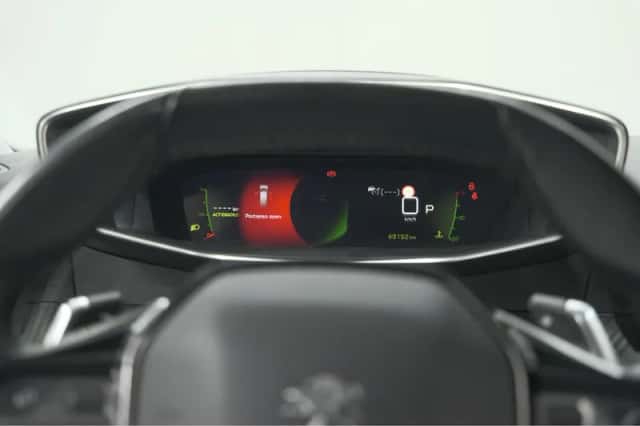 Peugeot 2008 (2021) thumbnail 39