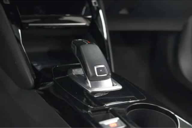 Peugeot 2008 (2021) thumbnail 42