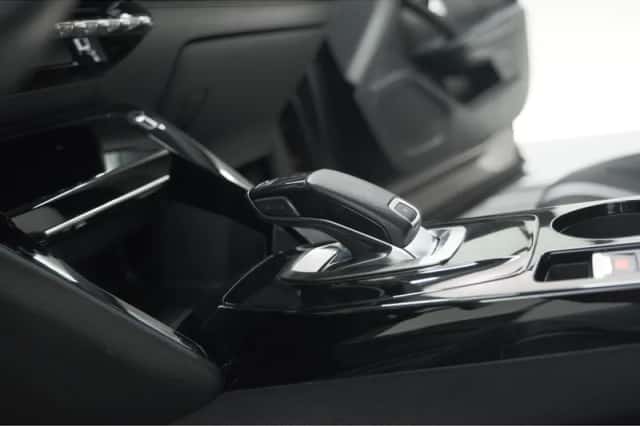 Peugeot 2008 (2021) thumbnail 44