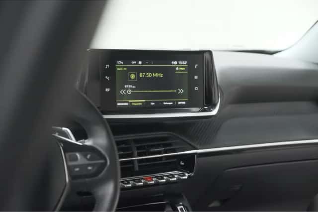 Peugeot 2008 (2021) thumbnail 49