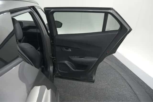 Peugeot 2008 (2021) thumbnail 61