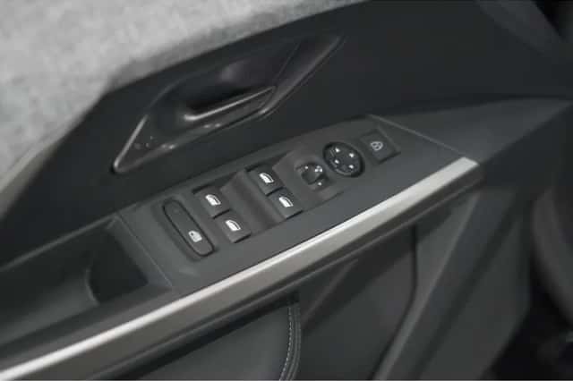 Peugeot 5008 (2025) thumbnail 21