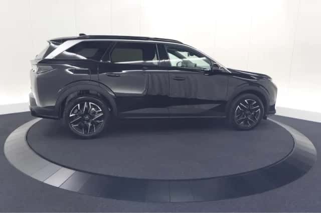 Peugeot 5008 (2025) thumbnail 9