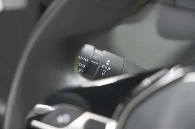 Peugeot 2008 (2022) thumbnail 34