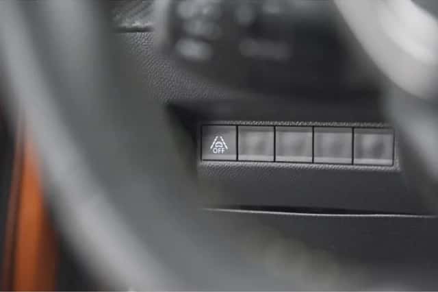 Peugeot 2008 (2022) thumbnail 37