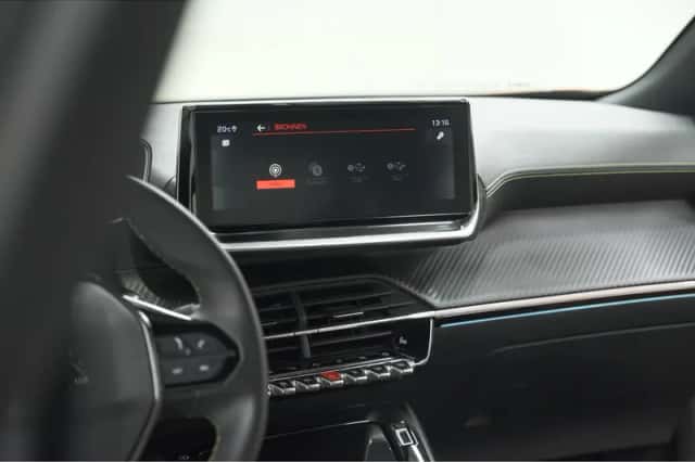 Peugeot 2008 (2022) thumbnail 50
