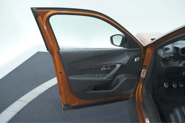Peugeot 2008 (2022) thumbnail 65