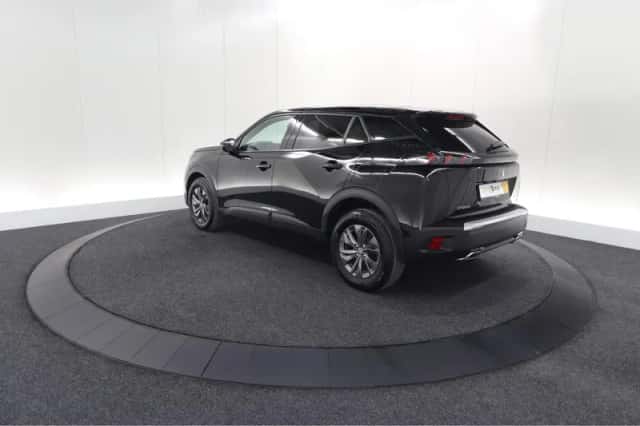 Peugeot 2008 (2023) thumbnail 12