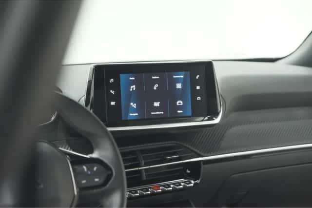 Peugeot 2008 (2023) thumbnail 40