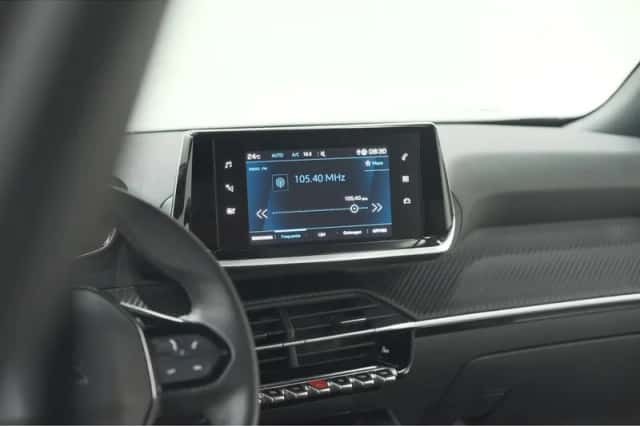Peugeot 2008 (2023) thumbnail 41