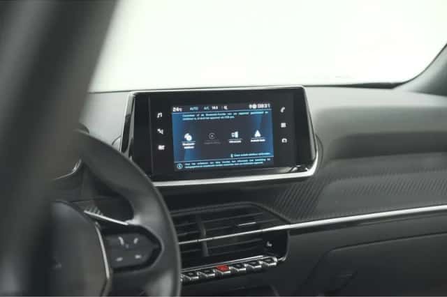 Peugeot 2008 (2023) thumbnail 43