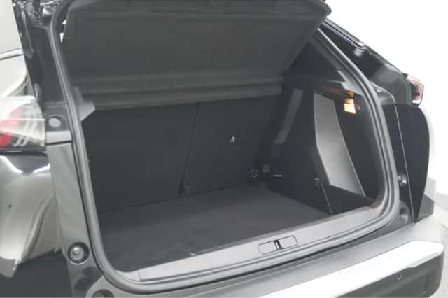 Peugeot 2008 (2023) thumbnail 54