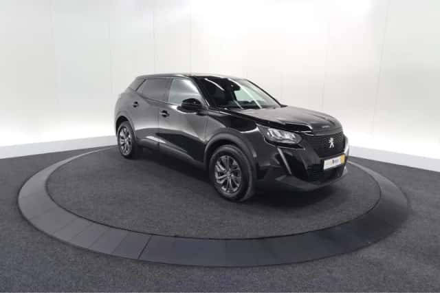 Peugeot 2008 (2023) thumbnail 7