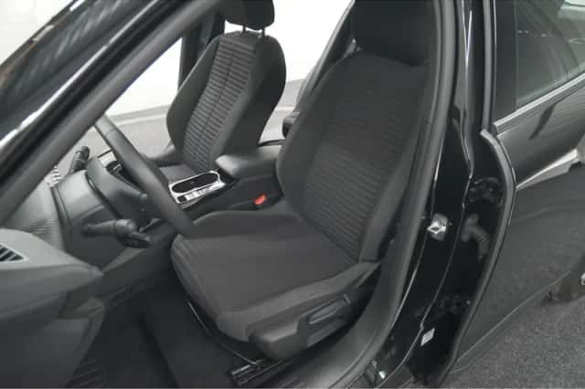 Peugeot e-2008 (2024) thumbnail 23