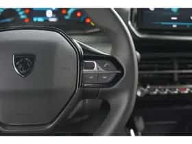 Peugeot e-2008 (2024) thumbnail 29