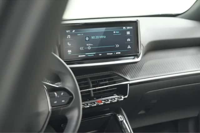 Peugeot e-2008 (2024) thumbnail 41
