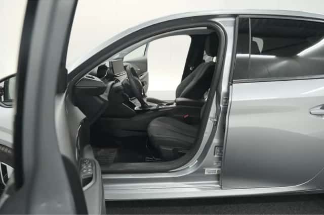 Peugeot 208 (2024) thumbnail 28