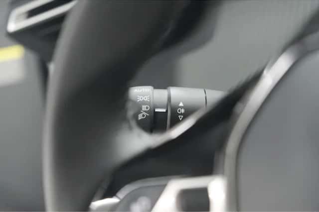 Peugeot 208 (2024) thumbnail 36