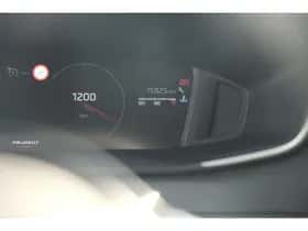 Peugeot 208 (2024) thumbnail 41