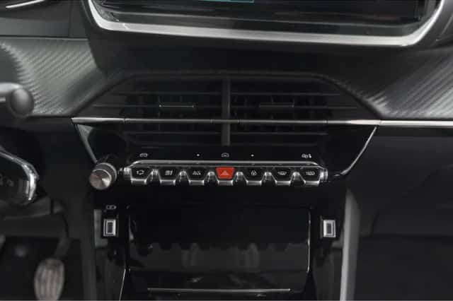 Peugeot 208 (2024) thumbnail 45