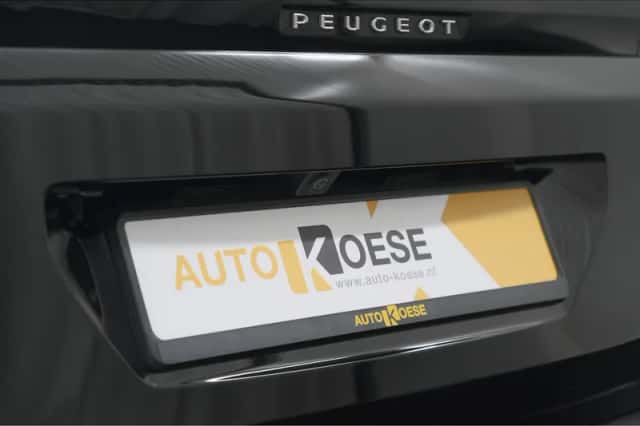 Peugeot 3008 (2024) thumbnail 4