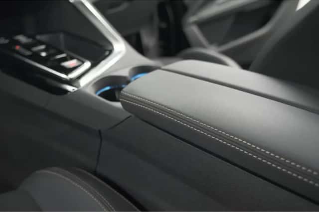 Peugeot 3008 (2024) thumbnail 47