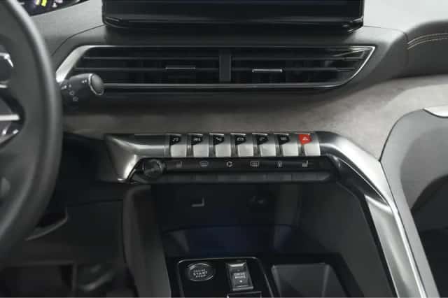 Peugeot 3008 (2024) thumbnail 51
