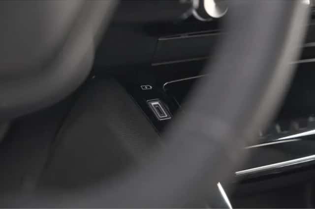 Peugeot 208 (2025) thumbnail 38