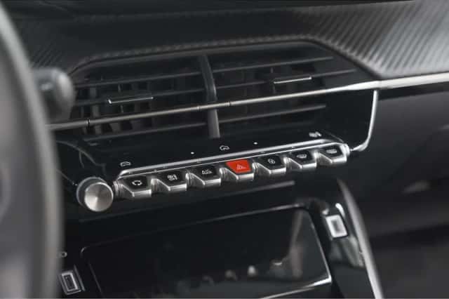 Peugeot 208 (2025) thumbnail 39