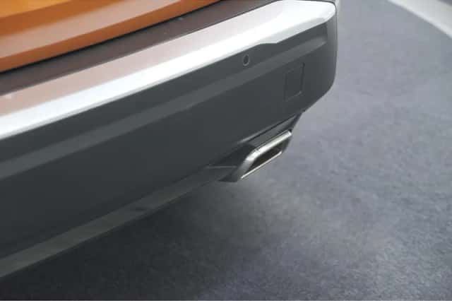 Peugeot 2008 (2021) thumbnail 18