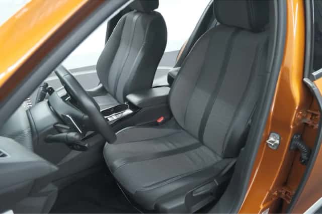 Peugeot 2008 (2021) thumbnail 21