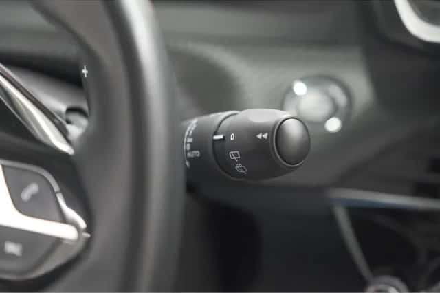 Peugeot 2008 (2021) thumbnail 31