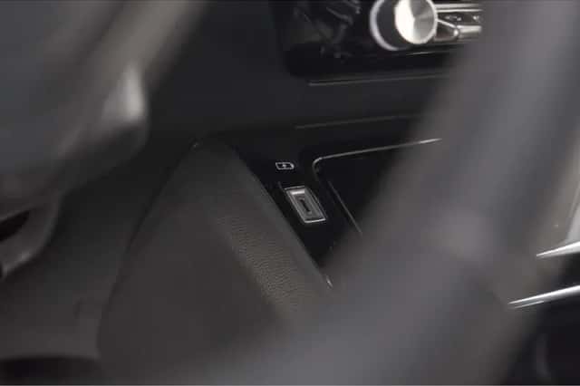 Peugeot 2008 (2021) thumbnail 40