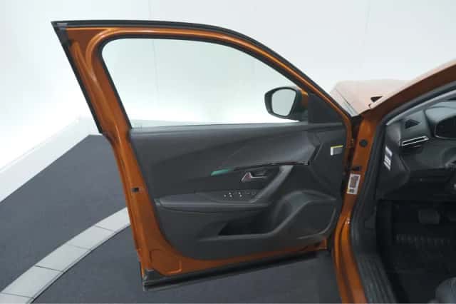 Peugeot 2008 (2021) thumbnail 59