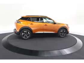 Peugeot 2008 (2021) thumbnail 8
