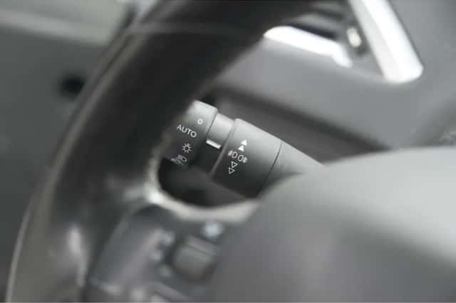 Peugeot 2008 (2018) thumbnail 28