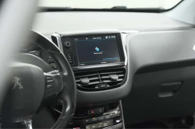 Peugeot 2008 (2018) thumbnail 43
