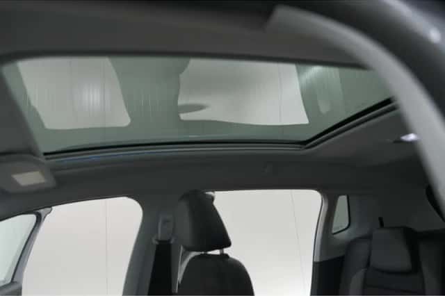 Peugeot 2008 (2018) thumbnail 51