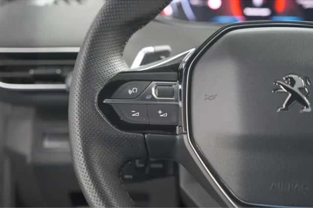 Peugeot 5008 (2023) thumbnail 30