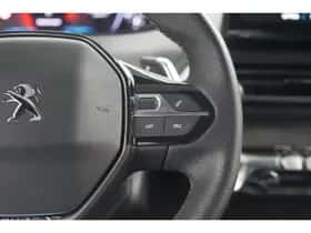 Peugeot 5008 (2023) thumbnail 31